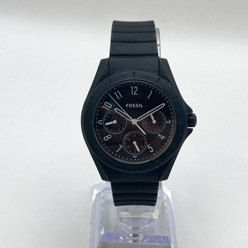 Fossil Poptastic Women's Watch 38mm Black Blue Day Date New Battery 8.25